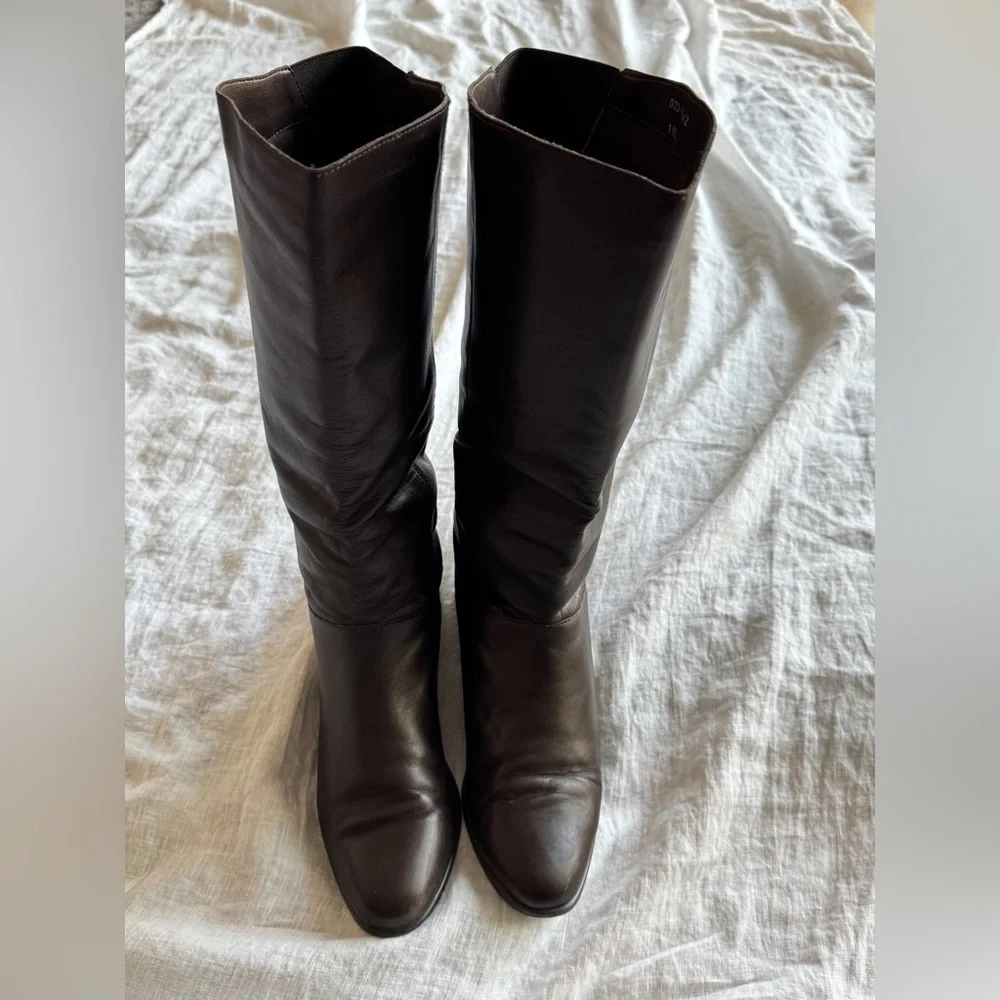 Vintage Brown Leather Riding Boots Size 10 Classic Casual
